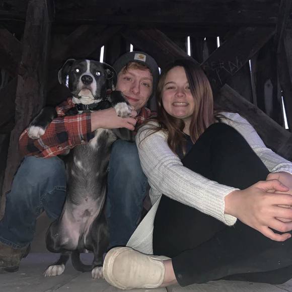 Profile Picture of Andrew Roush (@andrew0425) on Poshmark
