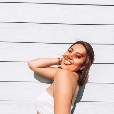 Profile Picture of Nicole Hidalgo (@nicolealel) on Twitter