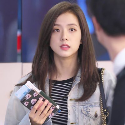 Profile Picture of Kim Chu (@jisoopuzzle) on Twitter