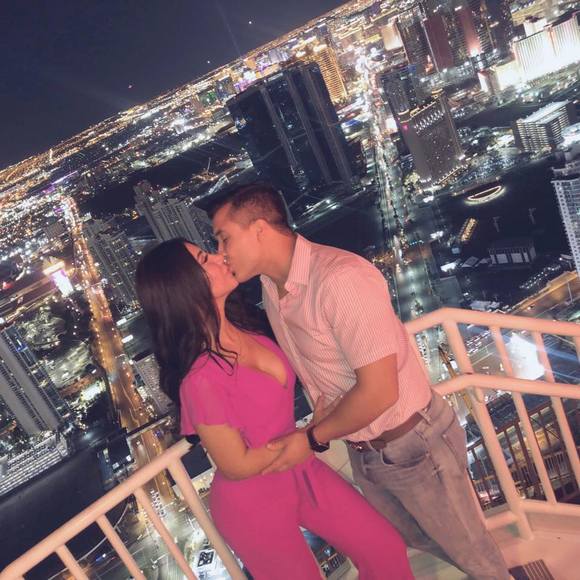 Profile Picture of Adrian Velez (@avelez4) on Poshmark