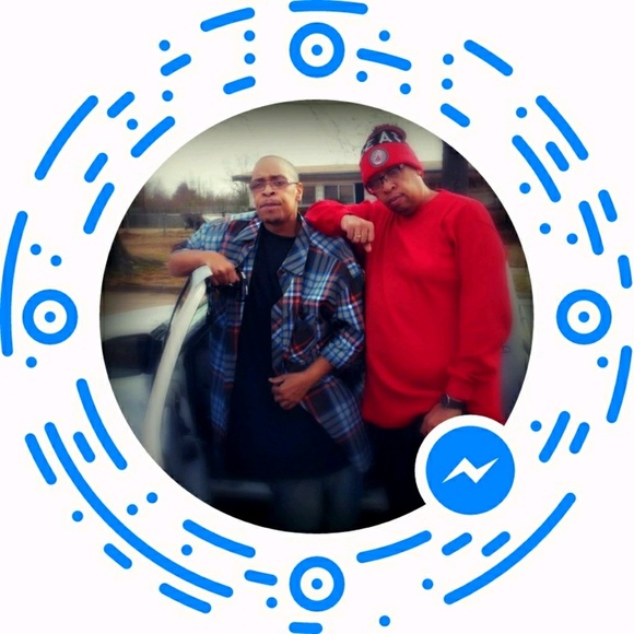 Profile Picture of Brian Walker (@sweetluv12) on Poshmark