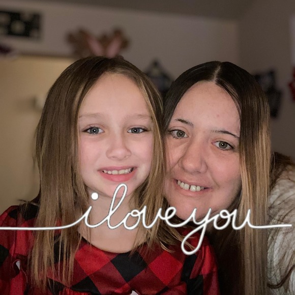 Profile Picture of Michelle Bracht (@michellebracht) on Poshmark