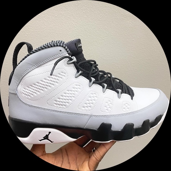 Profile Picture of Moses Johnson (@mosesjohnson50) on Poshmark