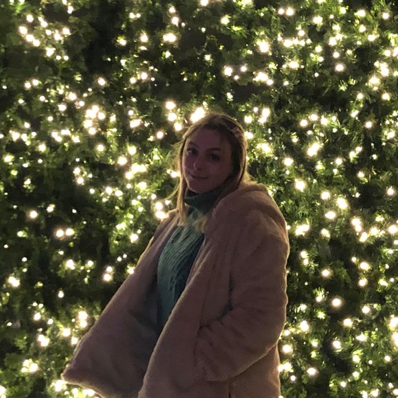 Profile Picture of Madison Foreman (@maddy_0231) on Poshmark