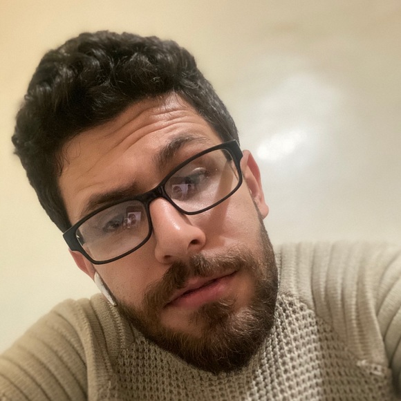 Profile Picture of Mohamed Hussien (@mohamedhuss719) on Poshmark