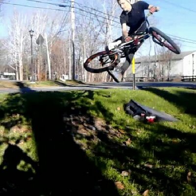 Profile Picture of Chris Jollie (@YaJollie) on Twitter