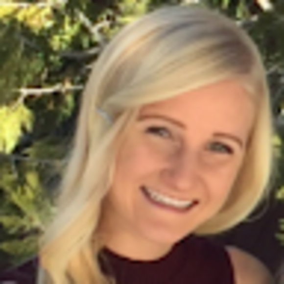 Profile Picture of Kaitlyn Finegan (@kaitfinny) on Poshmark