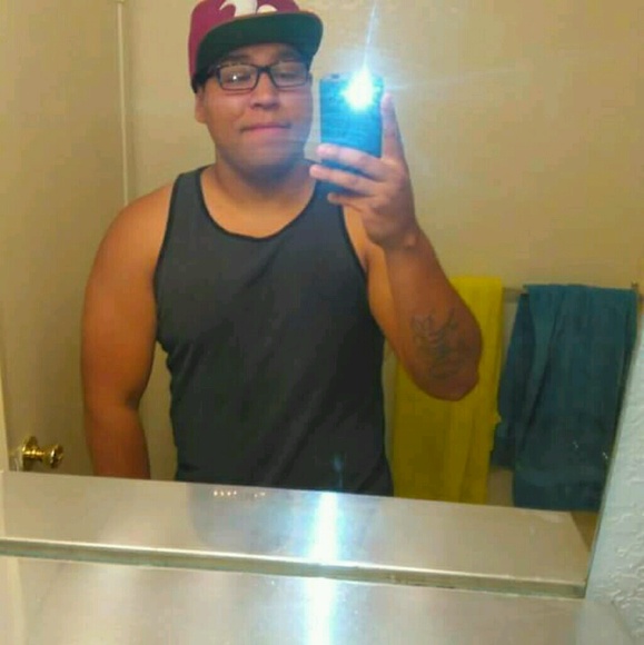 Profile Picture of Moses Perez (@mosesep) on Poshmark