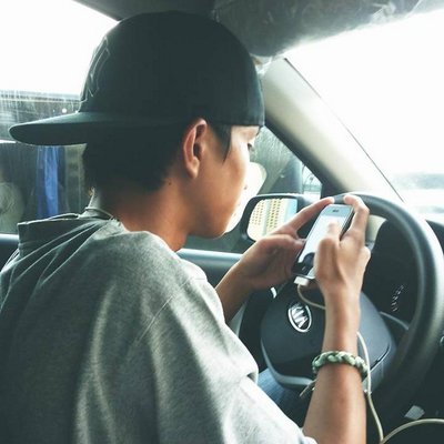 Profile Picture of Mark Caloy (@carlothuks) on Twitter