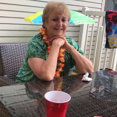 Profile Picture of Mary Jo Hinds (@MaryJoHinds1) on Twitter