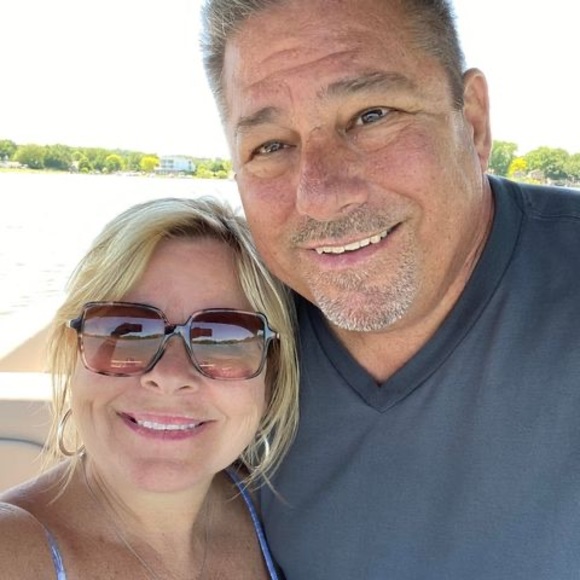 Profile Picture of Tami Stark-barbarotta (@tamistark) on Poshmark