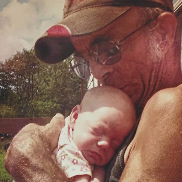 Profile Picture of Alisha Harthun (@alishaharthun) on Poshmark