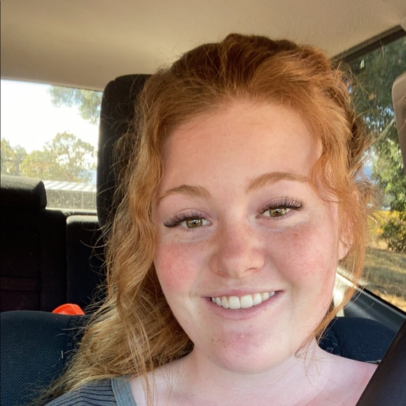 Profile Picture of Madeline Pool (@maddiekmoo) on Poshmark