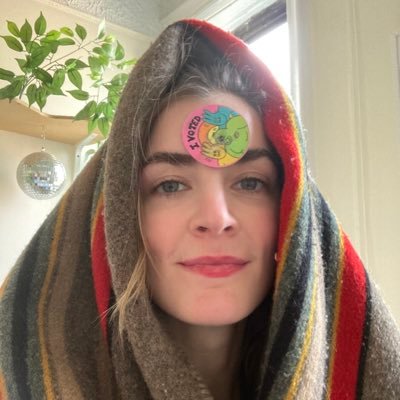 Profile Picture of Claire Lampen (@claire_lampen) on Twitter