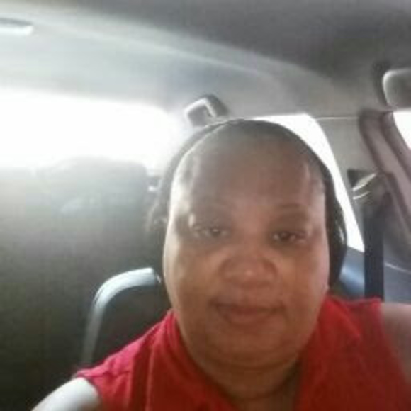 Profile Picture of Janice Arbuthnot (@honeybam46) on Poshmark