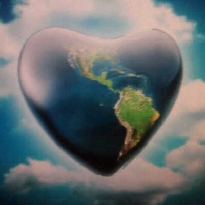 Profile Picture of Lisa Panepinto (@lisaPC25) on Twitter