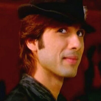 Profile Picture of Alina (@AlinaLuvzShahid) on Twitter