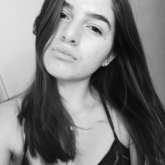 Profile Picture of Emily Rathgeb (@emilyrathgeb26) on Poshmark