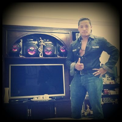 Profile Picture of Tony Carvajal (@Darwincar94Tony) on Twitter