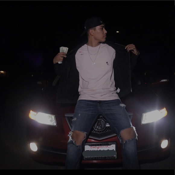 Profile Picture of Jerry Olazabal (@jerryolazabal) on Poshmark