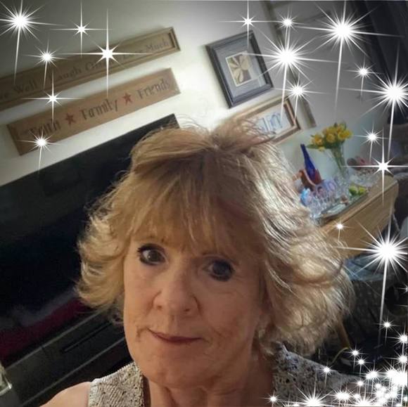 Profile Picture of Cindy Judd (@cindy_judd) on Poshmark