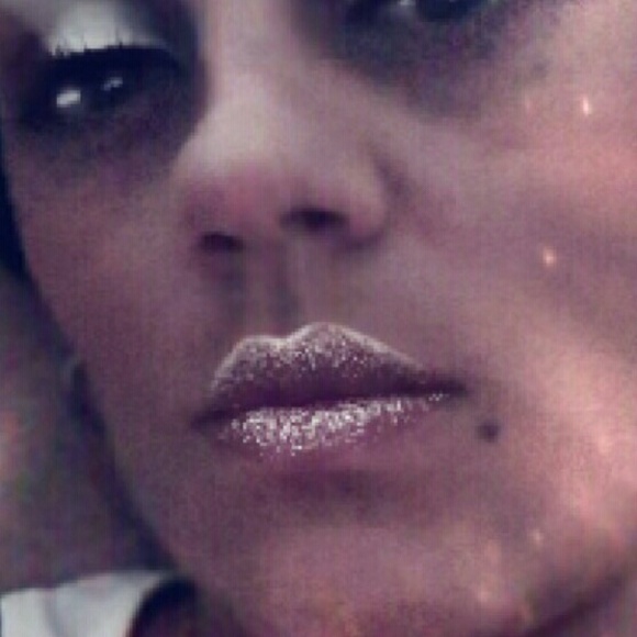 Profile Picture of Adriana Bedoya (@adridyica) on Poshmark