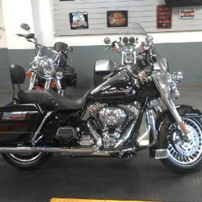 Profile Picture of Frank Holmes (@frankholmes58) on Twitter