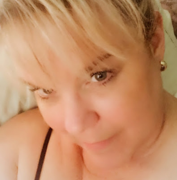 Profile Photo of Janet Christian (@janet67lpn) on Poshmark