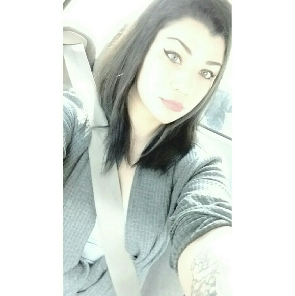 Profile Picture of Hailey Stephens (@hailey1950) on Poshmark