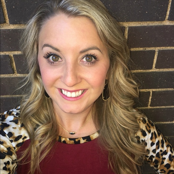 Profile Picture of Britney Wickliffe (@mrswickliffe) on Poshmark