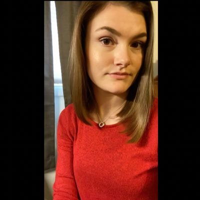 Profile Picture of Emily Marie 💜 💛 (@emilymarie277) on Twitter