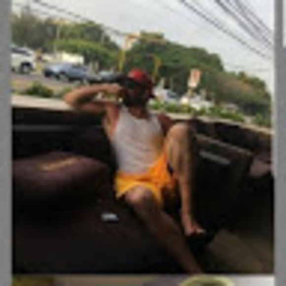 Profile Picture of Joseph Guarascio (@joefingaz83) on Poshmark