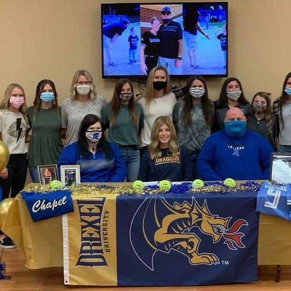 Profile Picture of Miranda Carlisle (@mackie77) on Poshmark