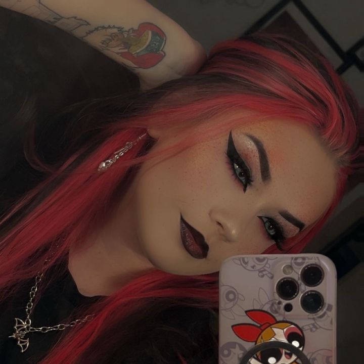 Profile Picture of PokeLynn✨ (@pokelynnn) on Tiktok