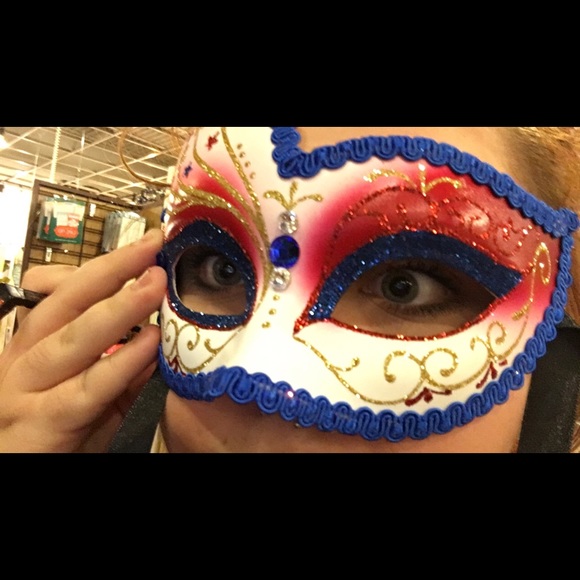 Profile Picture of Jaci Cargal (@jseacat) on Poshmark