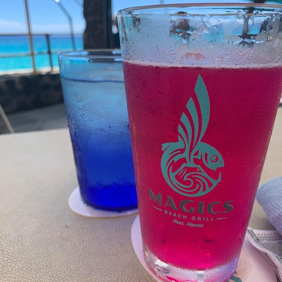 Profile Picture of Michelle Stringer (@michellestri491) on Poshmark