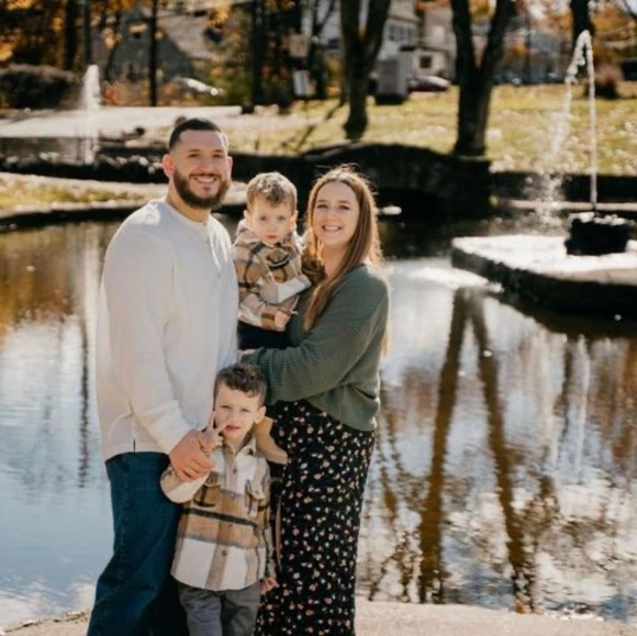 Profile Picture of Jennifer Tencza (@jf62292) on Poshmark