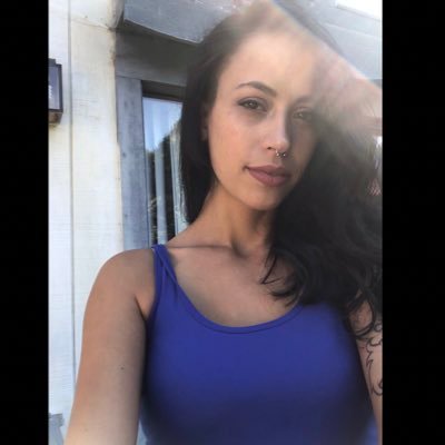 Profile Picture of Julie Cottet (@julie_518) on Twitter