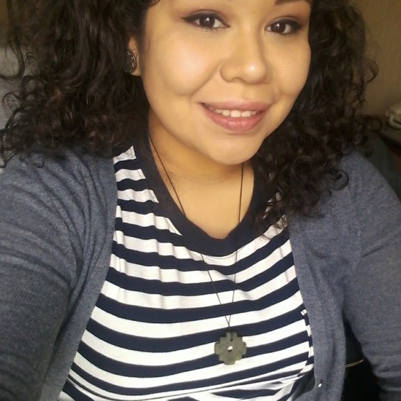 Profile Picture of Ruby Silva (@rubydaggur) on Poshmark