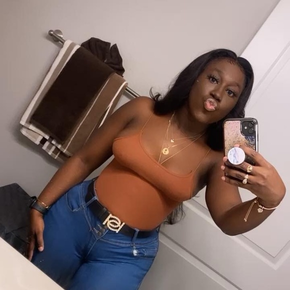 Profile Picture of Ericka Almanor (@erickaa1994) on Poshmark
