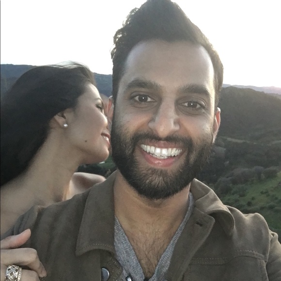Profile Picture of Hemal Patel (@hemal_p) on Poshmark