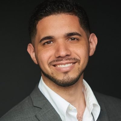 Christian Velez - Twitter Profile Picture of Christian Velez (@RealChrisVelez) on Twitter