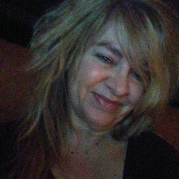 Profile Picture of Terri Ernoult (@jewelrygal57) on Poshmark