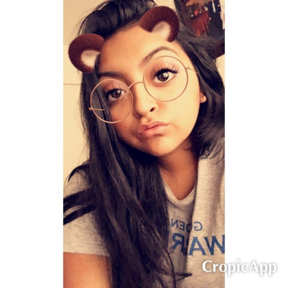 Profile Picture of Maria Becerra (@becerram43) on Poshmark