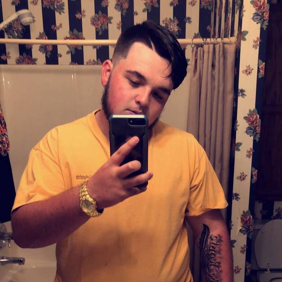 Profile Picture of Corey Haley (@coreyhaley) on Poshmark