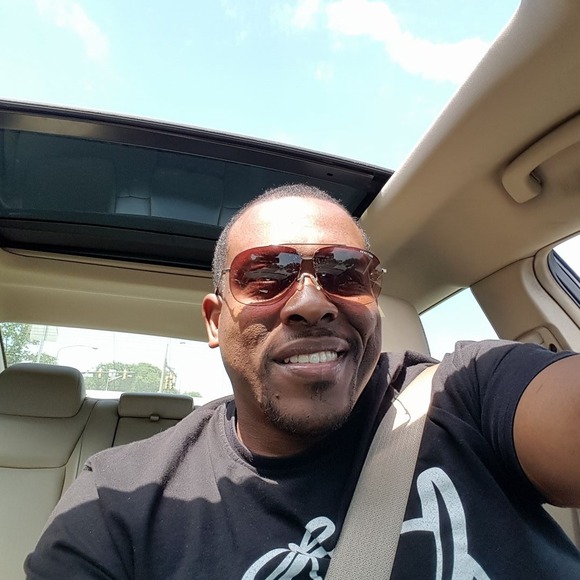 Profile Picture of Akim Cooper (@blakkceezar) on Poshmark