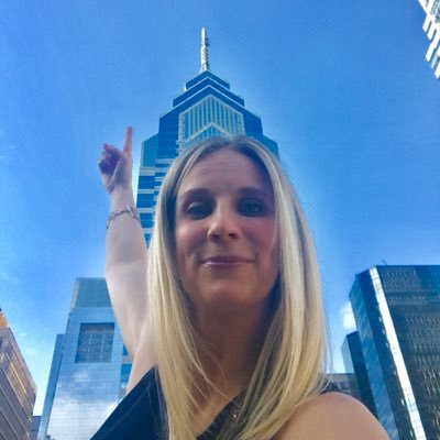 Profile Picture of Jen (@jgeist929) on Twitter