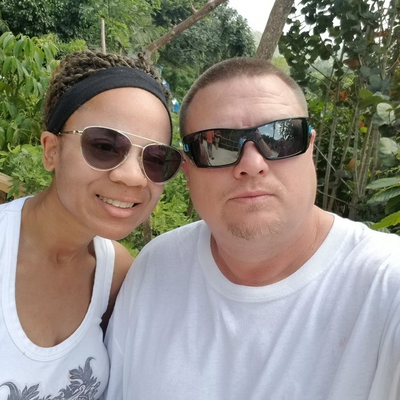 Profile Picture of Dominique Mccray (@dmccray0) on Poshmark