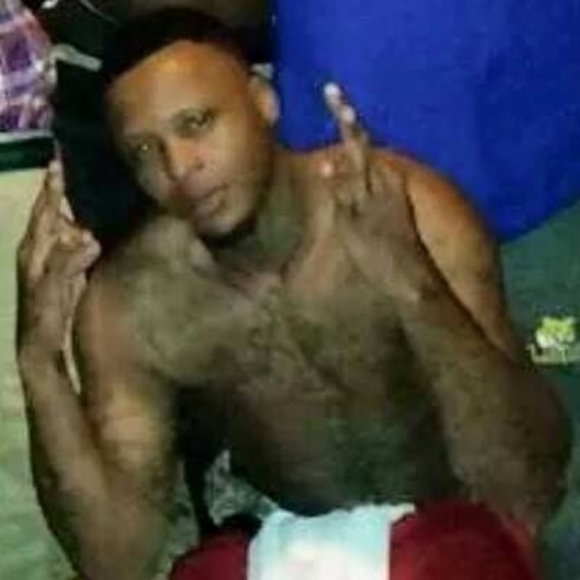 Profile Picture of Corey Prater (@praterboi1) on Poshmark