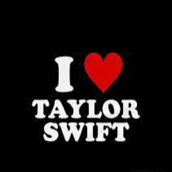 Layla Amicucci - Poshmark Profile Picture of Layla Amicucci (@laylajames14) on Poshmark